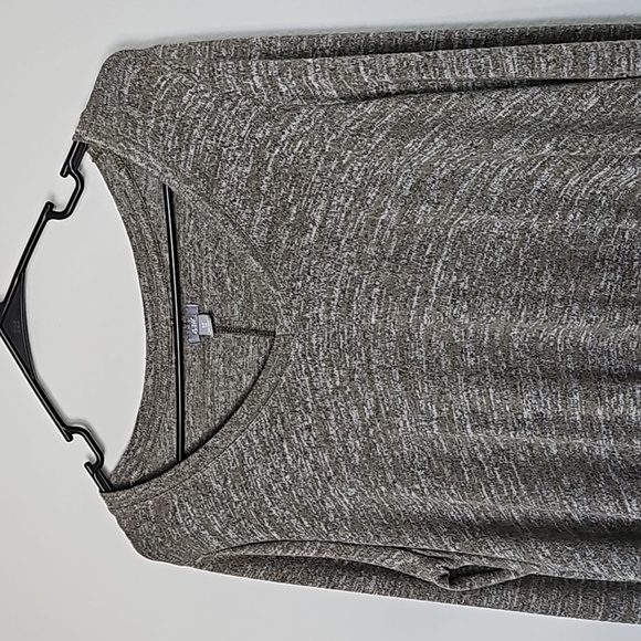 Aerie Long Sleeve Tight Knit Flowy V-neck Top Heather Green XS - Picture 3 of 13